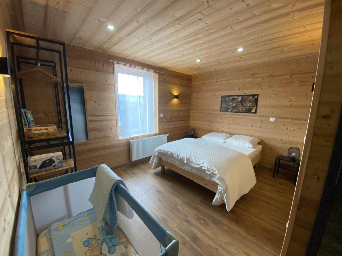 Les Chalets Bambi & Jacuzzi Privatif Ла-Бресс Экстерьер фото
