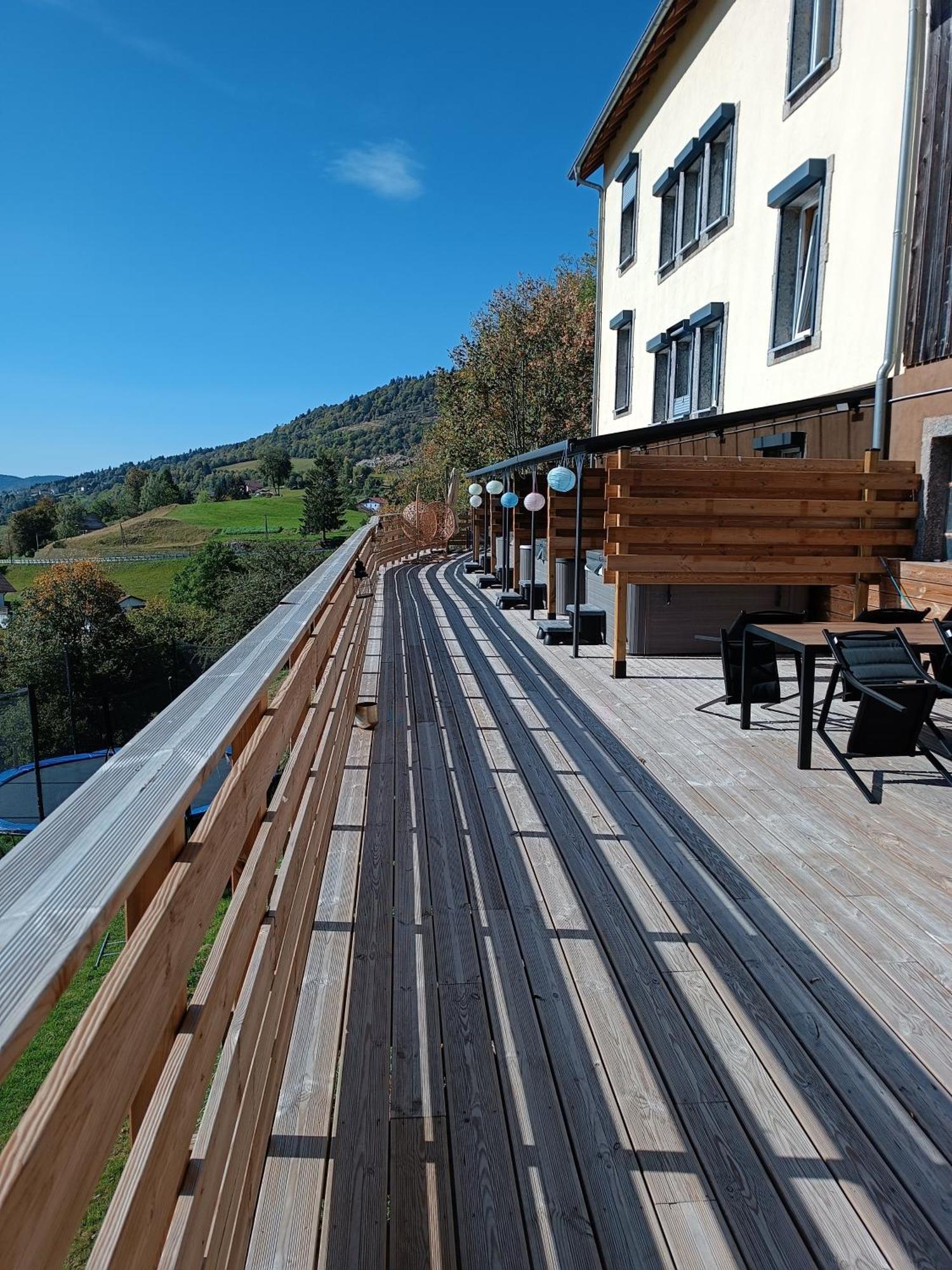 Les Chalets Bambi & Jacuzzi Privatif Ла-Бресс Экстерьер фото