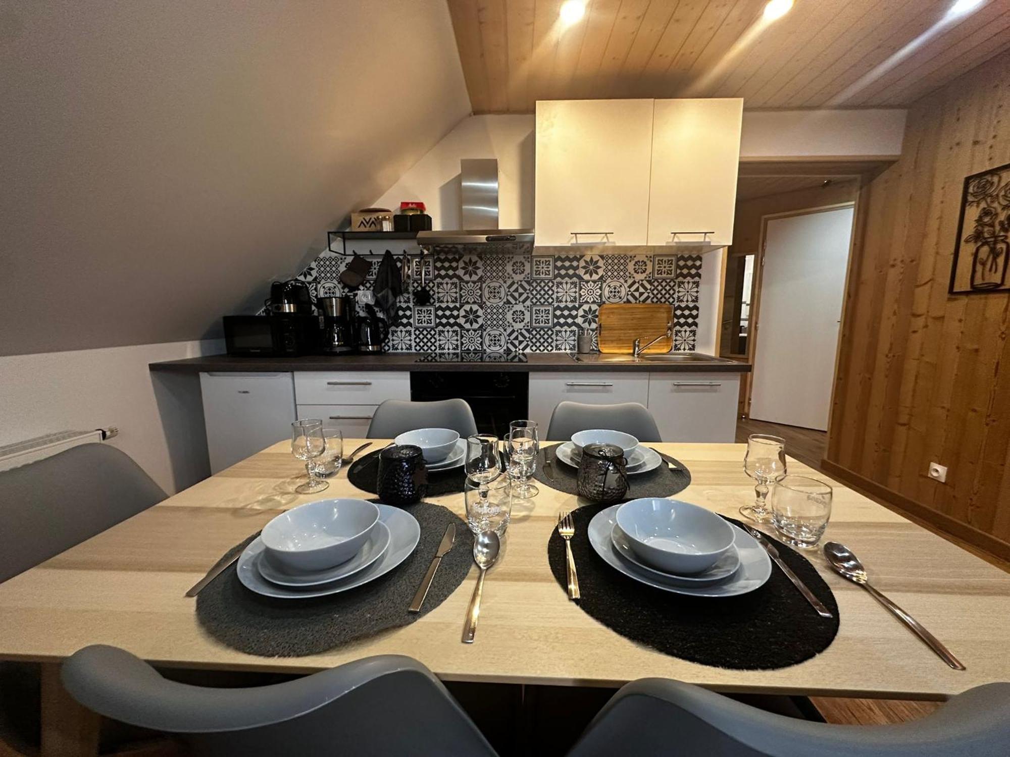 Les Chalets Bambi & Jacuzzi Privatif Ла-Бресс Экстерьер фото